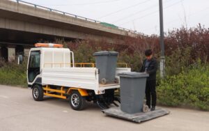 Eight-Barrel Garbage Truck BY-L8