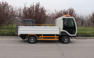 Eight-Barrel Garbage Truck BY-L8