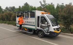 Four Classification Garbage Truck BY-L8-M