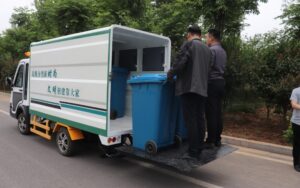 Four Classification Garbage Truck BY-L8-M